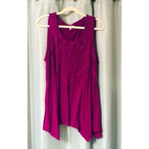 Shark Bite Sleeveless Top with Lace Detail